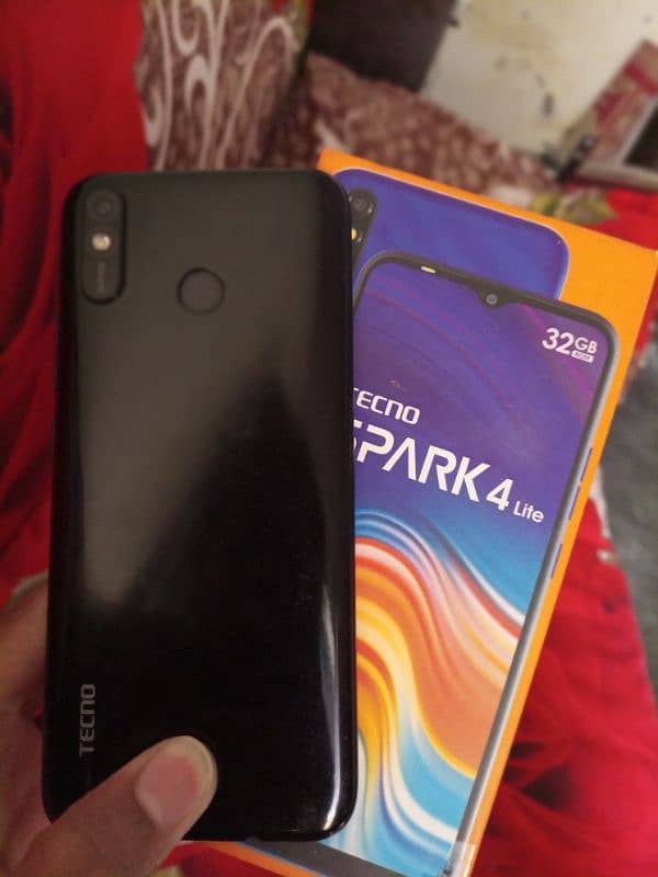 Tecno spark 4 lite 0