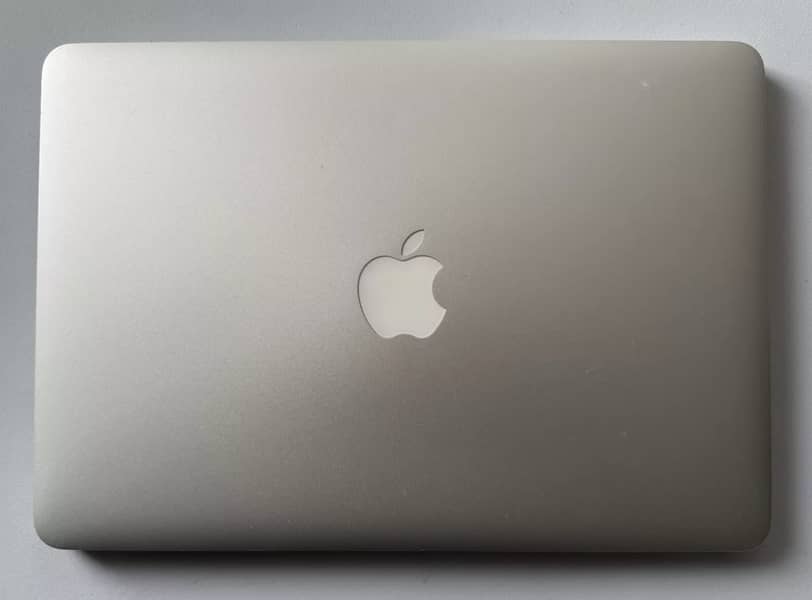 New Macbook Pro 13" 2013 - Miracle New - 10/10 Lush 5