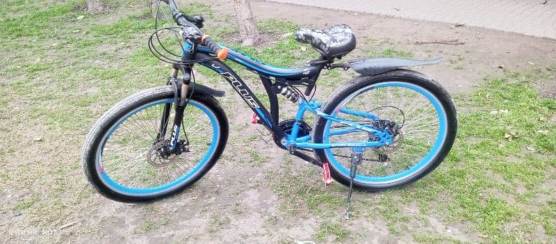 Urgent For Sale | Cycle In Bicycle  bicycle size 26 inches 03243205665 2