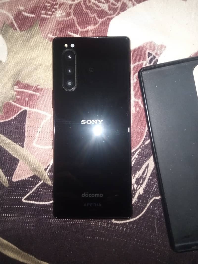 Sony Xperia 5 non pta condition 10/10 bast  gaming phone processor 855 0