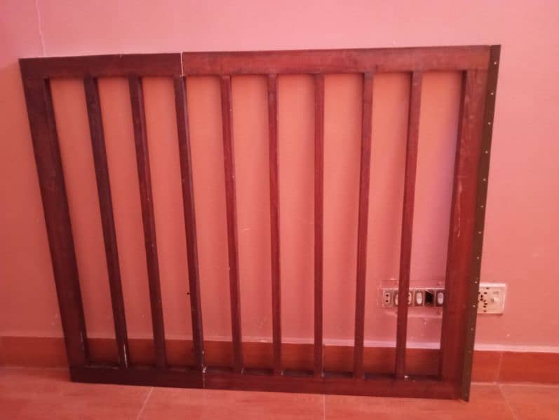 safety wooden gates for kids adjusted as per aize 6