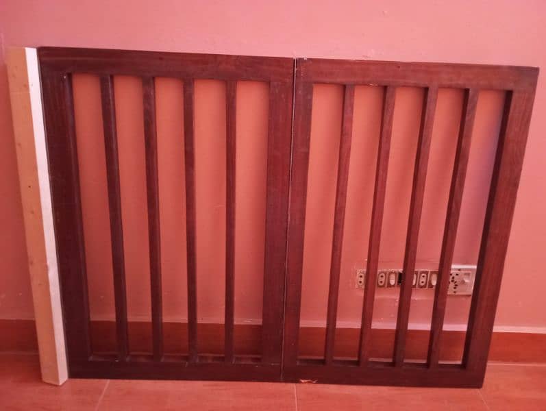 safety wooden gates for kids adjusted as per aize 9