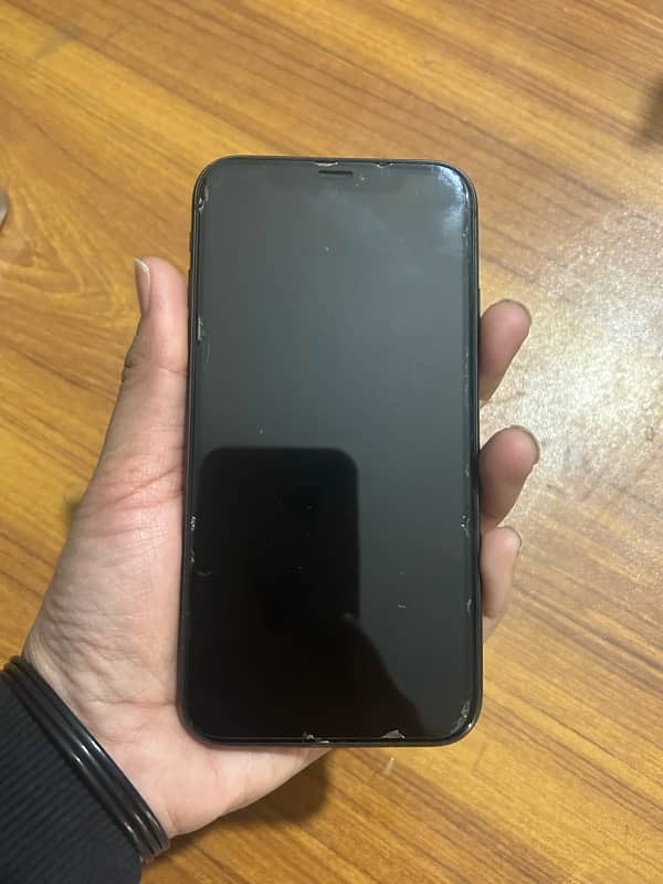 iPhone  11 pta approved 2