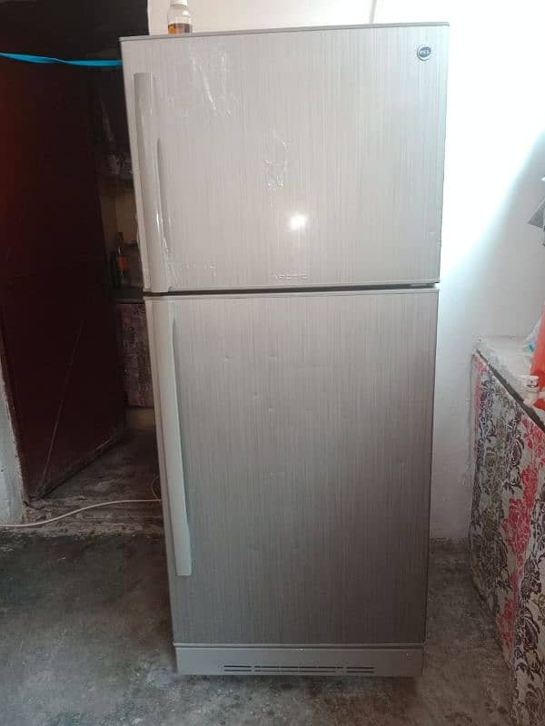 FREEZER FOR SALE . phone number 0317 5487979 0