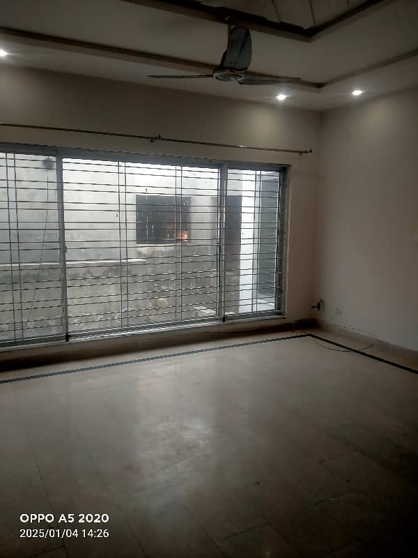 10 Marla Lower Portion Available For Rent In Naspak Housing Society Phase 3 3