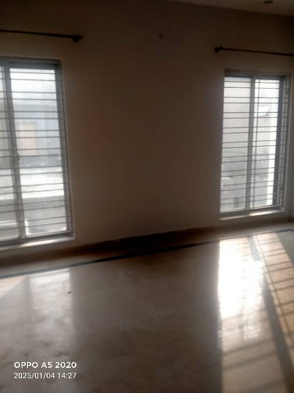 10 Marla Lower Portion Available For Rent In Naspak Housing Society Phase 3 7