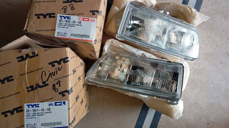 headlights HONDA CIVIC 1988-89 BRAND NEW 1