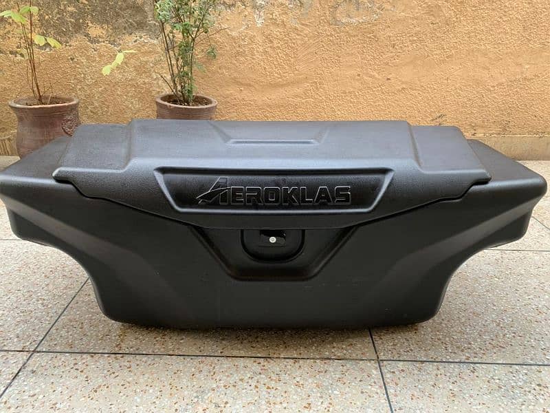 Toyota hilux carry box 0