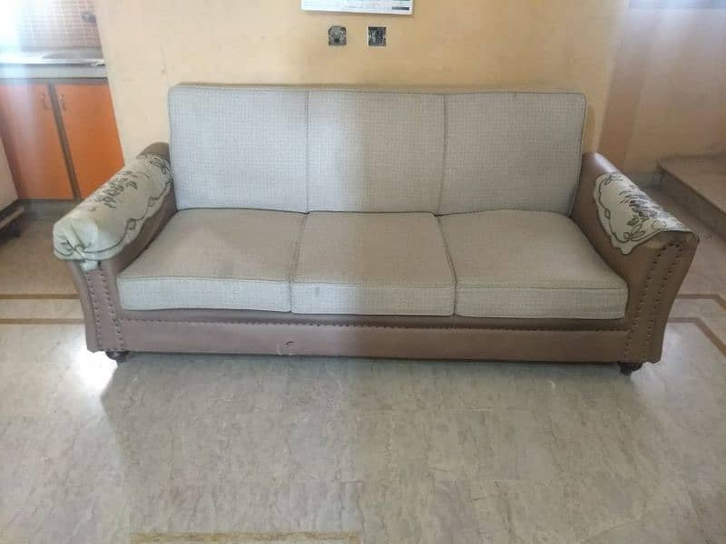 Neat and Clean Sofa Set available for sale 1