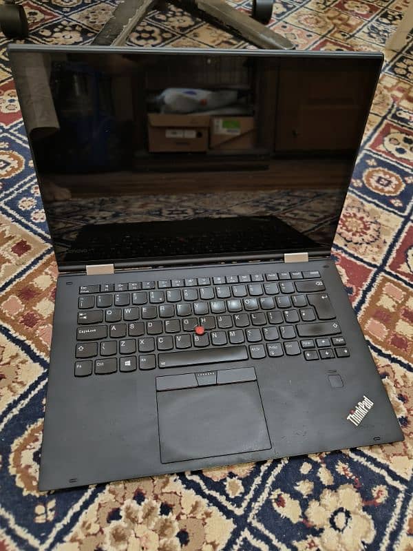 Lenovo ThinkPad X1 Yoga 2nd Gen 1