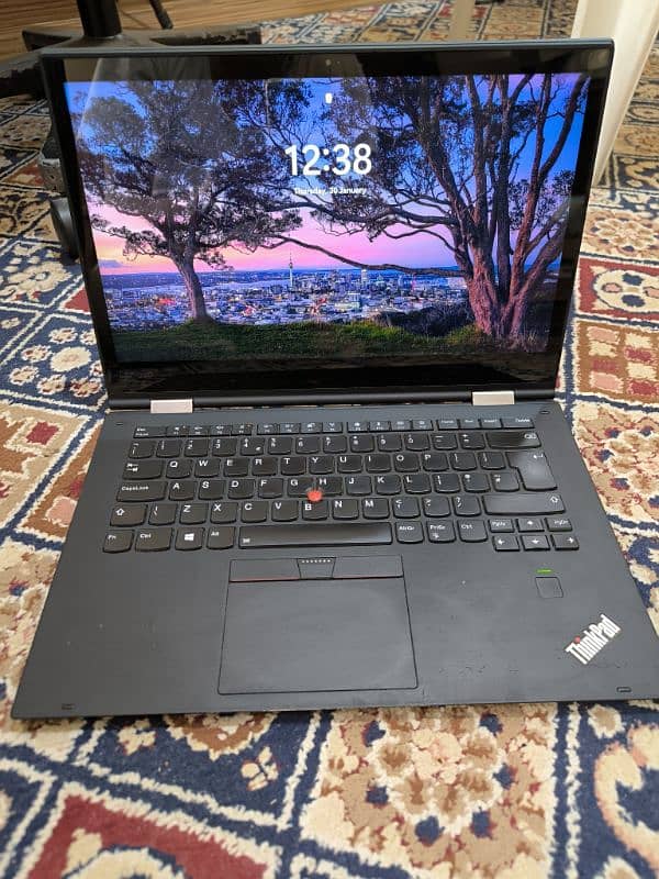 Lenovo ThinkPad X1 Yoga 2nd Gen 5