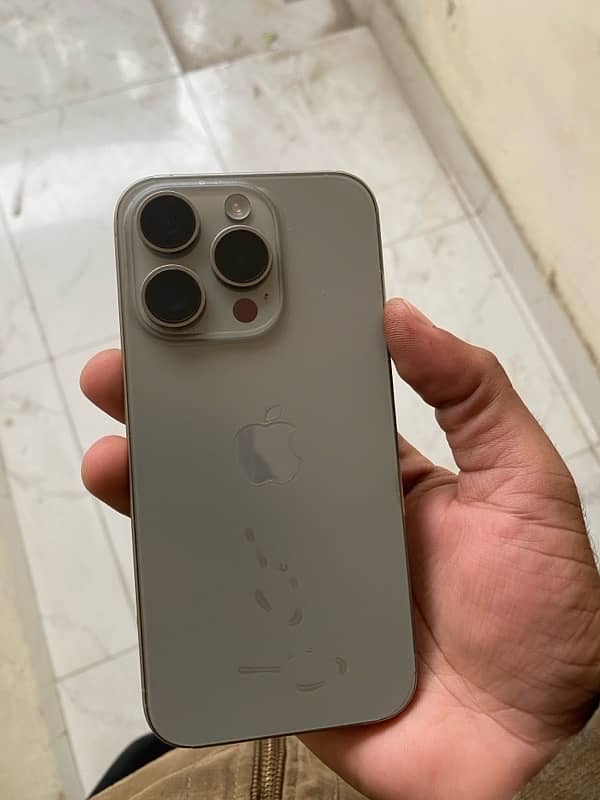 iPhone 15 Pro Non PTA 4