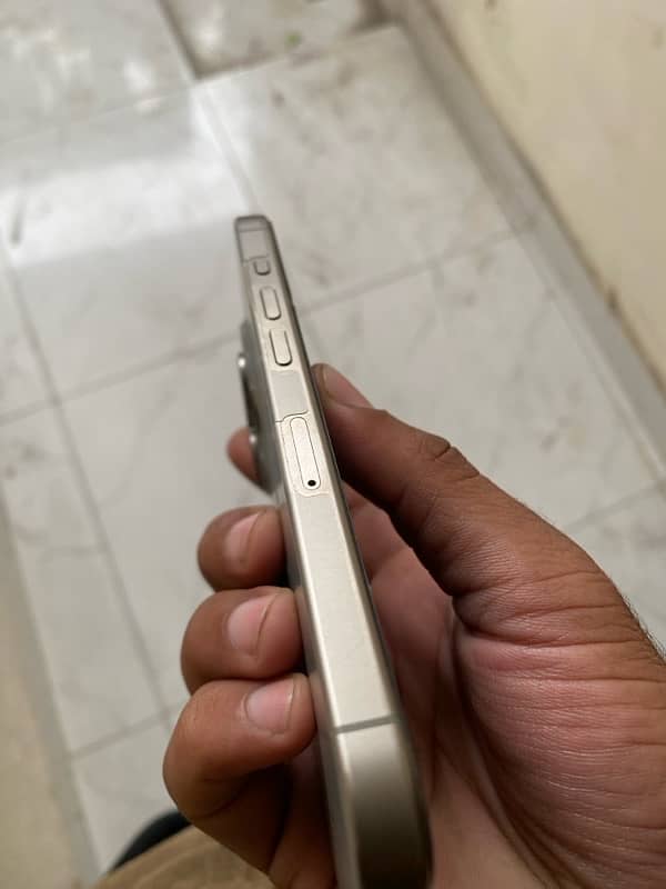 iPhone 15 Pro Non PTA 5