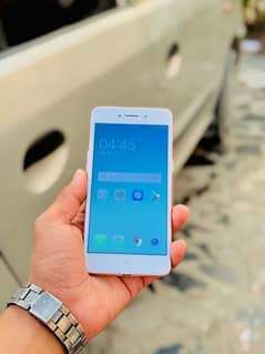 Oppo A37  4 / 64