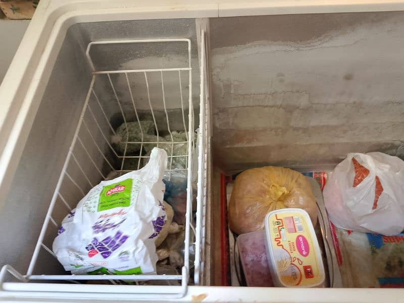 good condition deep freezer 6