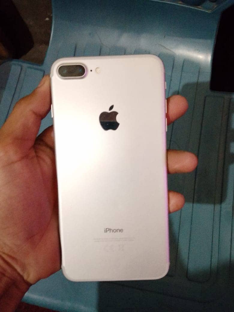 Apple iPhone 7 Plus 7