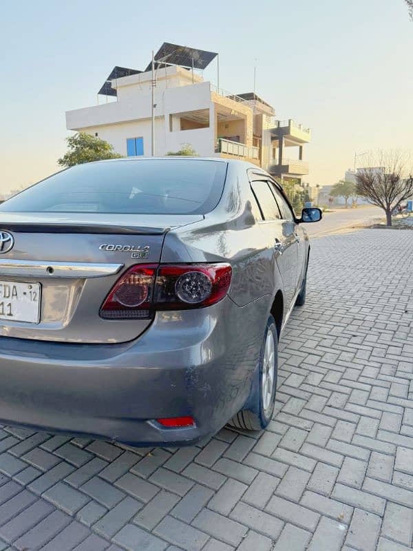 Toyota Corolla GLI 2012 4