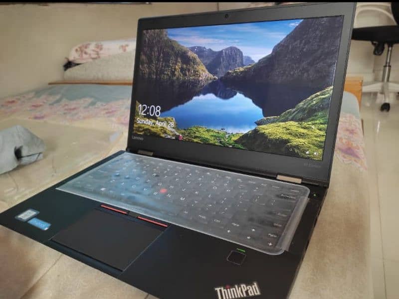 Lenovo X1 Carbon  i7 6th Gen  16/256 1