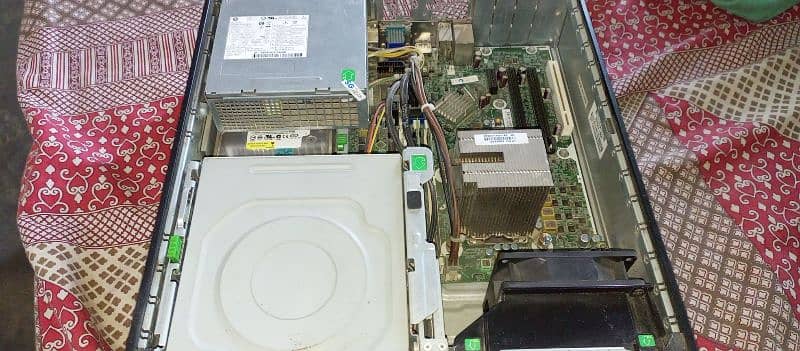 HP PC 6GB RAM 320GB HARD DRIVE 3