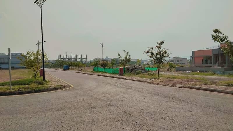 Boulevard and Corner 1 Kanal Residential Plot Available For Sale In Bahria Enclave Islamabad 2