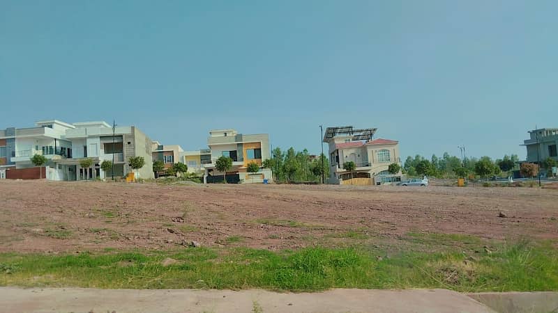 Boulevard and Corner 1 Kanal Residential Plot Available For Sale In Bahria Enclave Islamabad 13