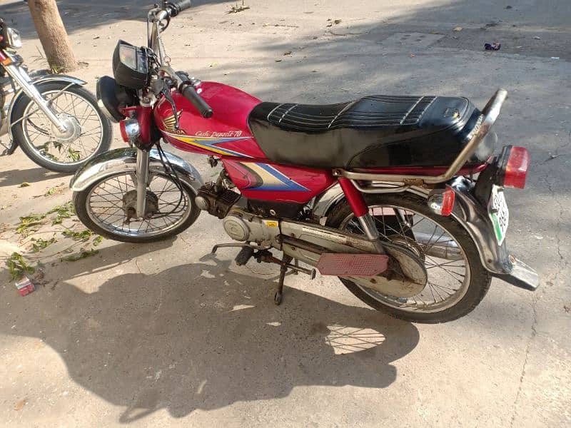 Honda city 70 red 5