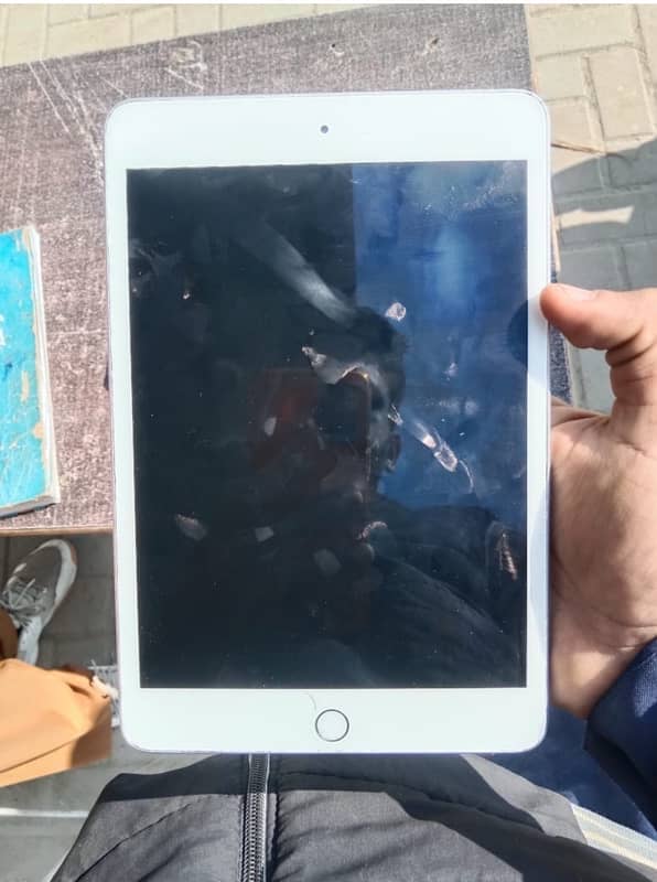 ipad mini 5 64gb Bast for pubg moblie 6