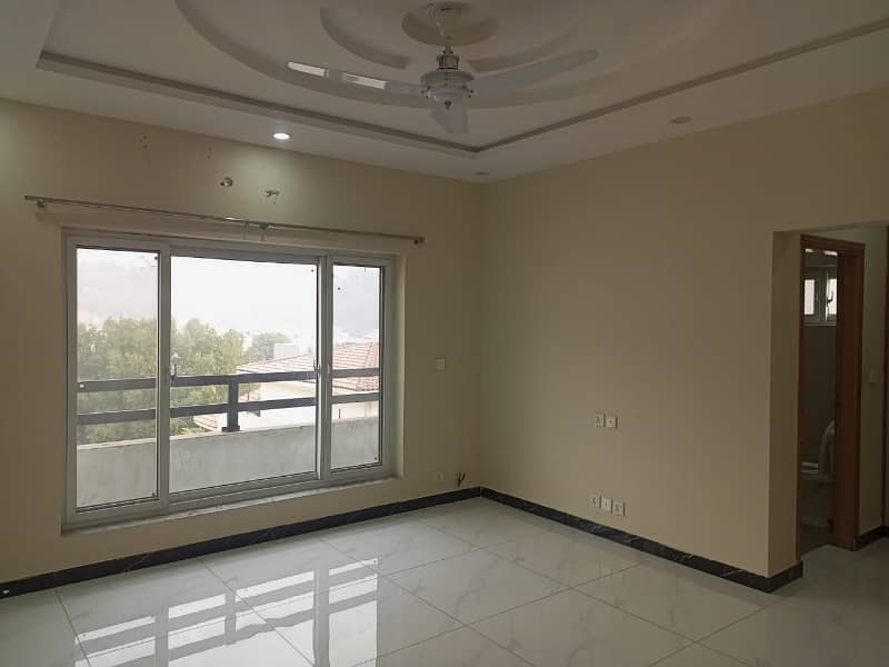 Beautiful 1 Kanal Upper Portion Available For Rent In Dha 1 Islamabad 6