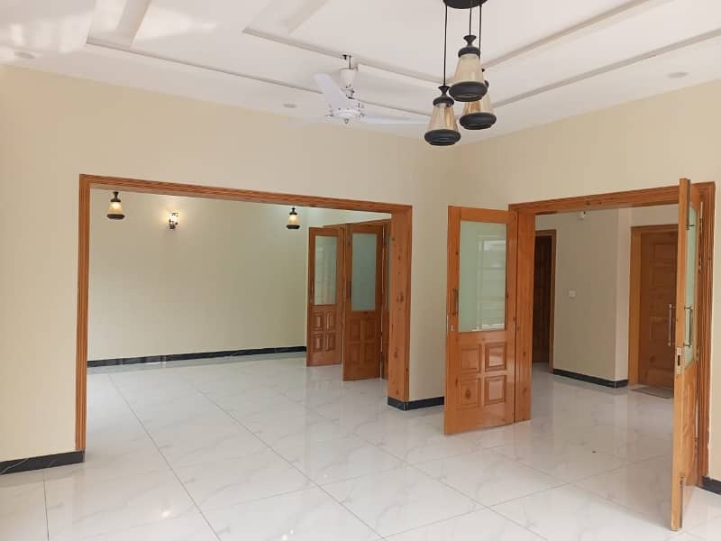 Beautiful 1 Kanal Upper Portion Available For Rent In Dha 1 Islamabad 8