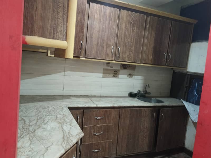 Ghouri town pH 4c2 2bed Falat For Rent water electrity Available 4