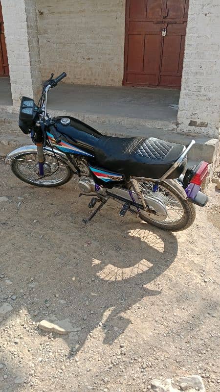 Honda 125 model 2004 2