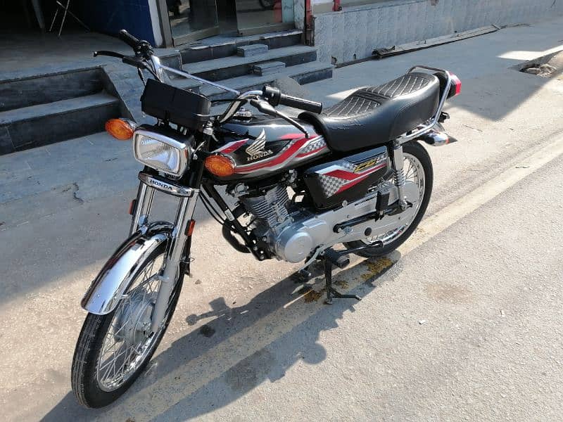 Honda CG125 Model 2024 unregistered 1