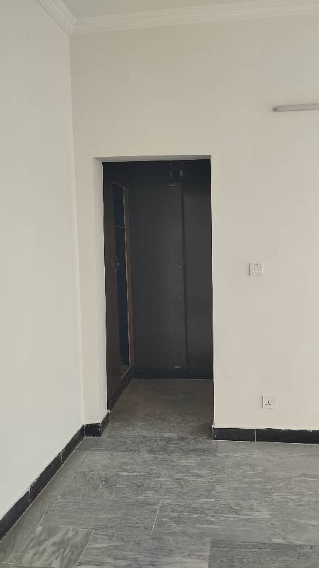 Upper Portion With Separate Entrance House Available For Rent In Bahria Town Phase 7 2