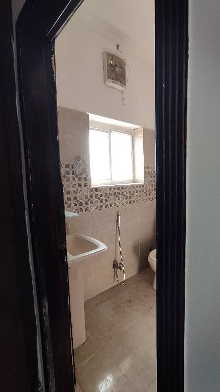 Upper Portion With Separate Entrance House Available For Rent In Bahria Town Phase 7 3