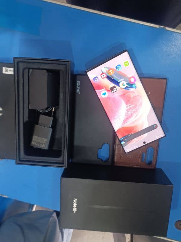 Samsung galaxy note 10 plus 12 GB RAM 256 GB memory 6