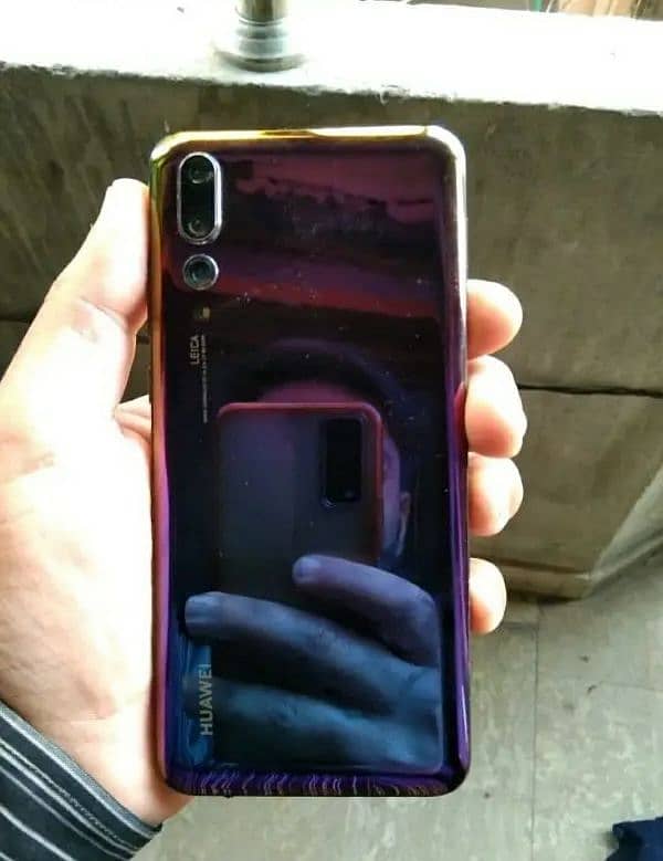 Huawei p20 pro non pta only Whatsapp 030628 0