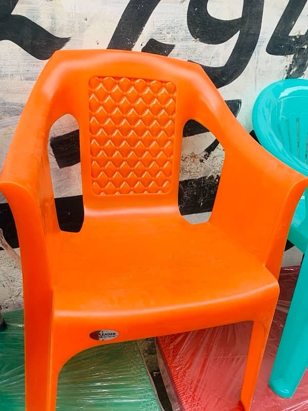 pure shesha plastic chairs 18