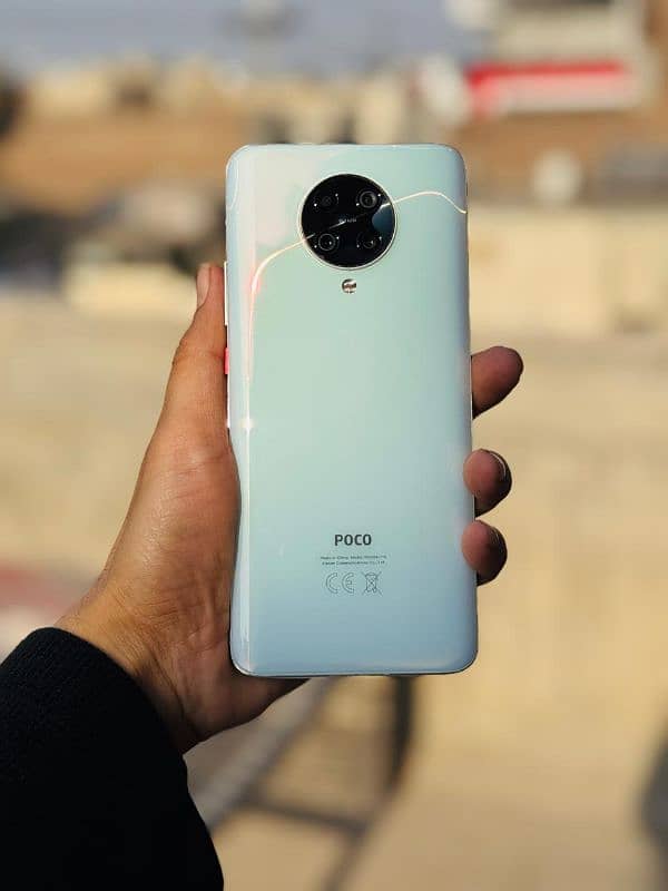 Poco f2 pro 8/256 0