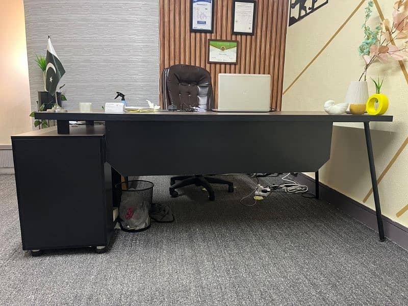 Brand New Exective Office Table for Sale 1