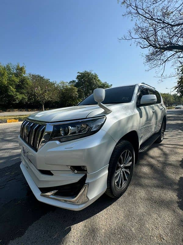 Toyota Prado 2019 1