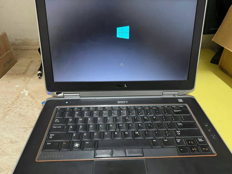 Dell Latitude Core i5-2gen laptop with charger 0