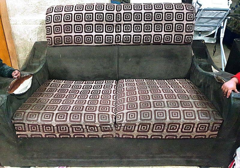 used sofa set want to sale 25000 2