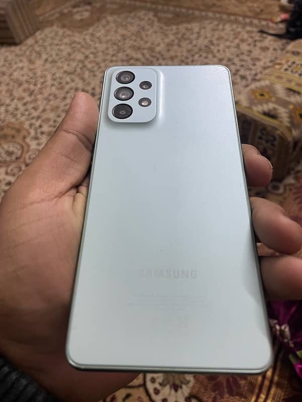 samsung A73 1