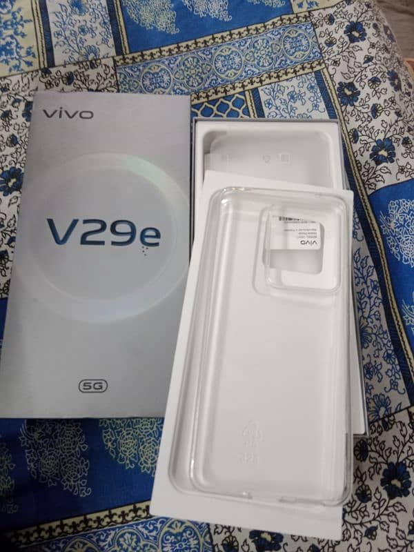 Vivo v29e 5g 8+8ram 256 memory 2