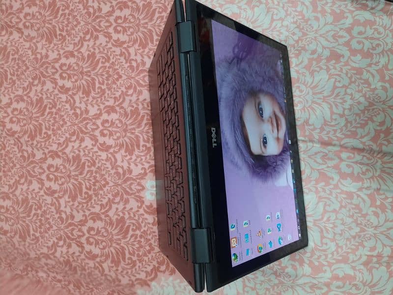 Dell 3390 2 in 1 Touch Screen  i5 8 Generation. 3