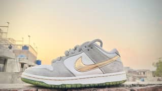 Nike Sean Cliver X Dunk Low SB Holiday Special