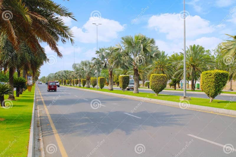 Main Boulevard Ground Floor Shop For Rent In Bahria Town Lahore 3