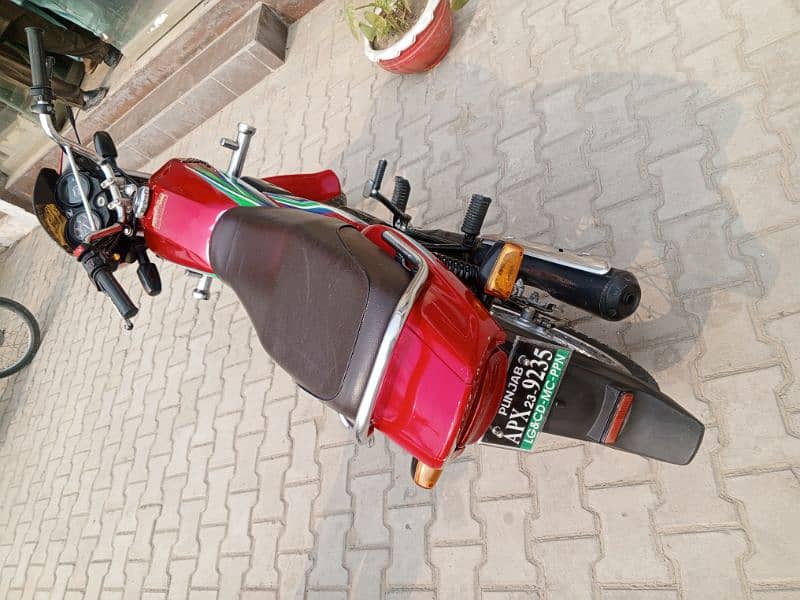 Honda Pridor Fresh condition for sale in reasonable price 4