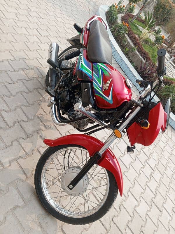 Honda Pridor Fresh condition for sale in reasonable price 6