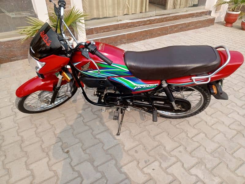 Honda Pridor Fresh condition for sale in reasonable price 9